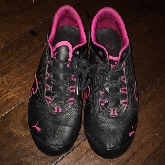 Puma shoes - Picture 1 of 3